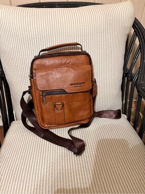 Weixier Brown Leather Messenger Crossbody for Men